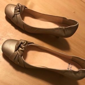 Stuart Weitzman Gold Leather Kitten Heels